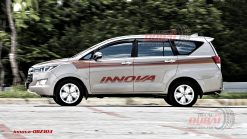 Tem Xe Innova 082304 950k