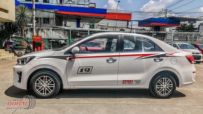 Decal tem xe ô tô 001 Giá 350k