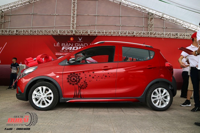 Decal tem xe ô tô 007 Giá 350k