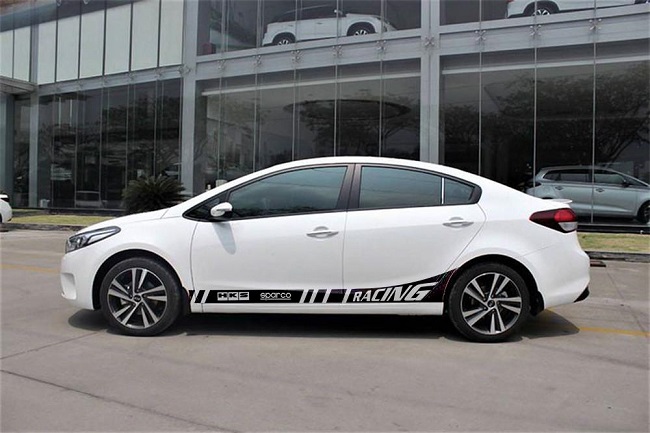 Decal tem xe ô tô 015 Giá 350k