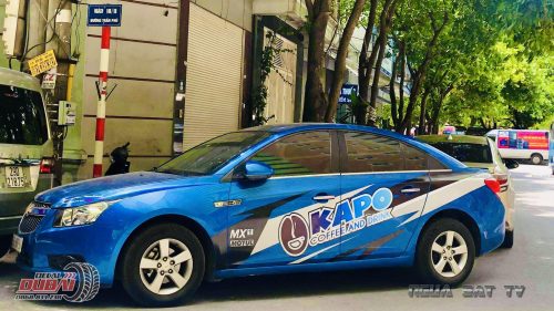 Dán Quảng Cáo Trên Xe Ô Tô 0027