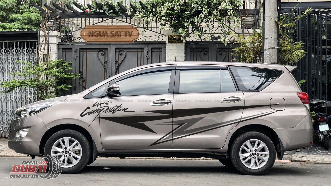 decal-Xe-Innova-0002