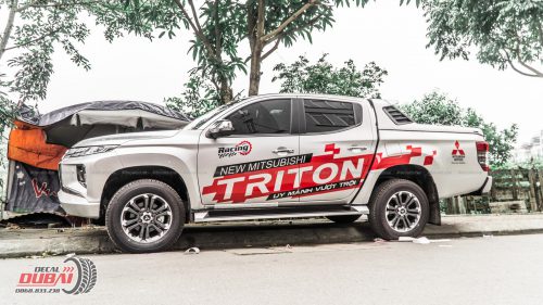 Tem-dan-Xe-triton-do-phong-cach-the-thao