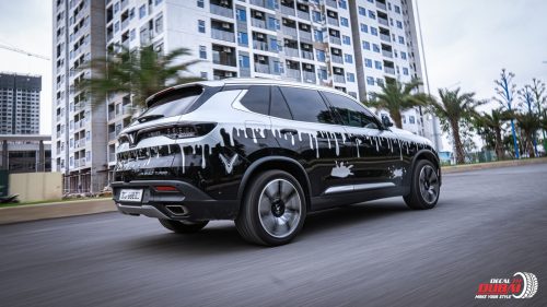 Dán Đổi Màu Xe Vinfast Lux SA Style Đen Trắng.4