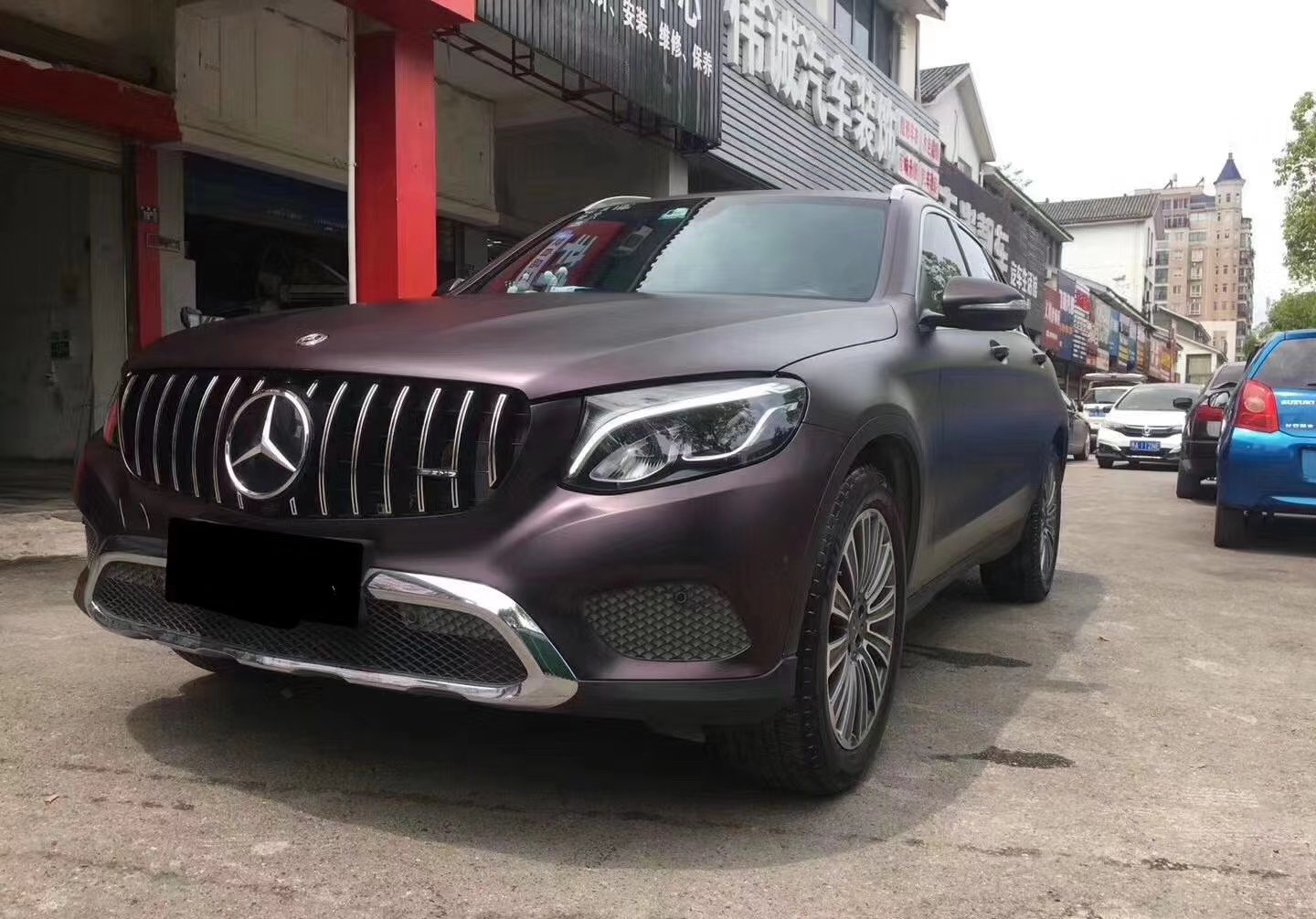 Dán Đổi Màu Xe Mercedes Nâu Lì