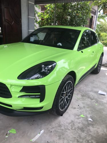 Dán Đổi Màu Xe Porsche Macan Xanh Nõn Chuối