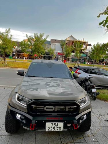 Dán Đổi Màu Xe Ford Ranger Phong Cách Quân Đội Mỹ