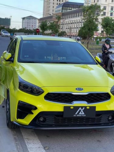 Dán Đổi Màu Xe Kia Cerato Xanh Phản Quang