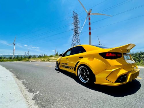 Dán Đổi Màu Xe Kia Forte Vàng Thể Thao