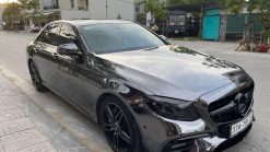 Dán Đổi Màu Xe Mercedes E300 Đen Bóng