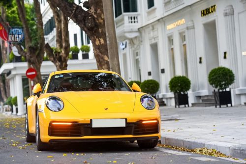Dán Đổi Màu Xe Porsche 911 Vàng Bóng 