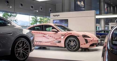 Dán Đổi Màu Xe Porsche Taycan Hồng