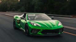Dán Đổi Màu Xe Chevrolet Corvette C8 R