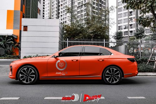 Dán Đổi Màu Xe Vinfast Lux A 2.0 Đỏ Ánh Cam