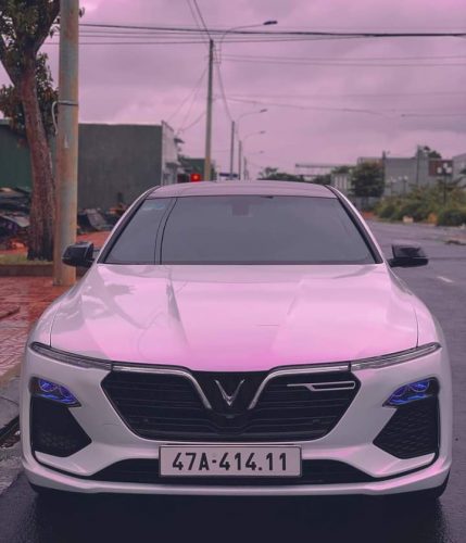 Dán Đổi Màu Xe Vinfast Lux A 2.0 Trắng 