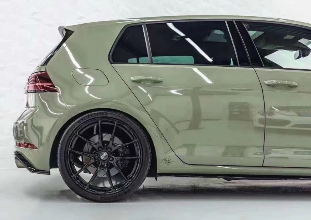 Dán Đổi Màu Xe Golf R Ultra Gloss Khaki Green