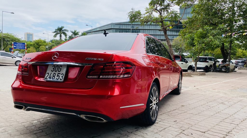 Dán Đổi Màu Xe Mercedes E300 Đỏ
