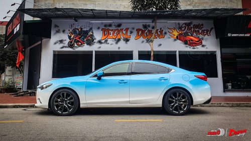 Wrap Đổi Hai Màu Trắng Xanh Xe Mazda 3
