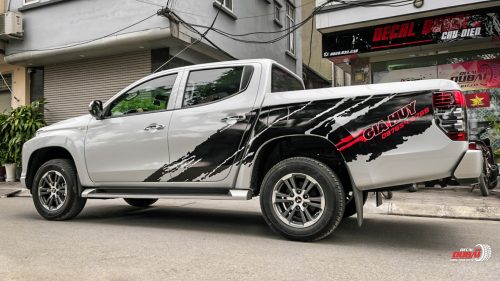 Tem xe Triton