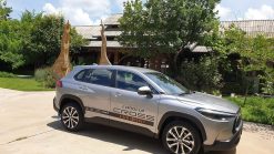 Tem Xe Toyota Cross