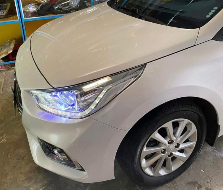 có nên độ đèn bi xenon cho xe ô tô