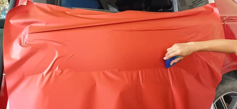 kiểm tra và hoàn thiện tấm decal