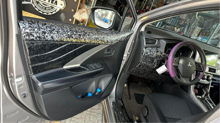 dán decal nội thất ô tô