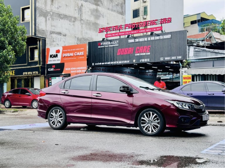 dubai care lắp cam 360 cho xe mazda 3