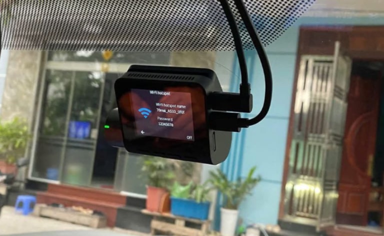 camera hành trình cho xe vf6