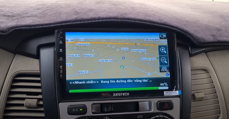 nên lắp màn android cho xe innova không
