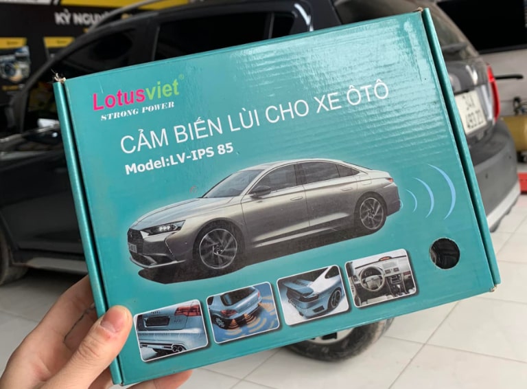 cảm biến lùi xe lotusviet