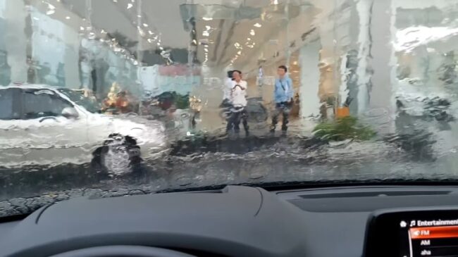 vì sao cần chống bám nước kính ô tô
