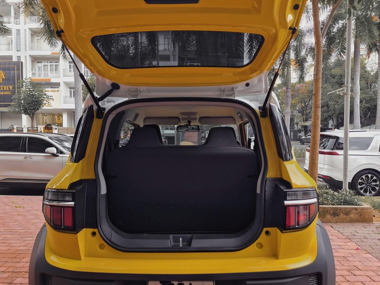 cốp điện VF3 là gì