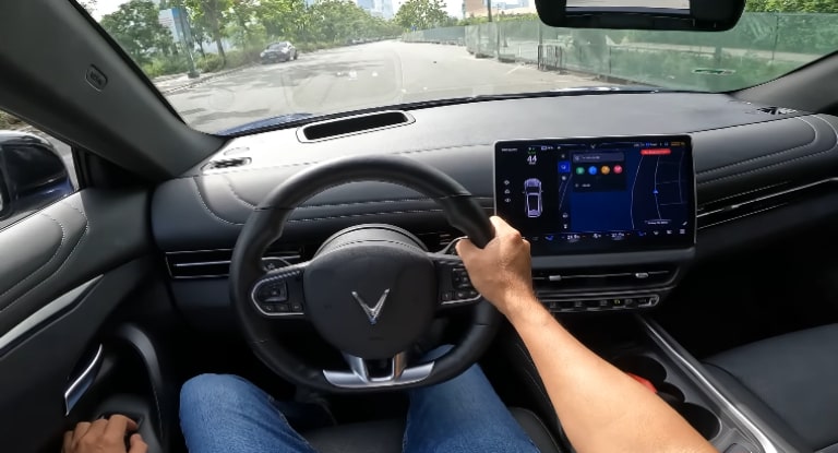 độ vô lăng xe vf7