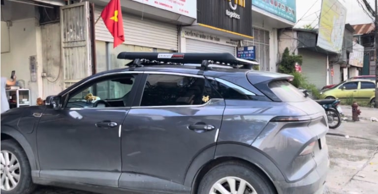 chi phí lắp thêm giá nóc