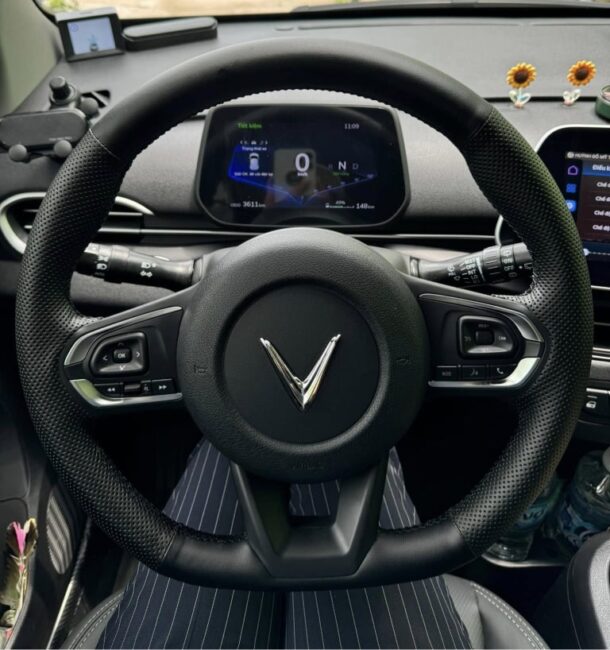 bọc vô lăng vf5