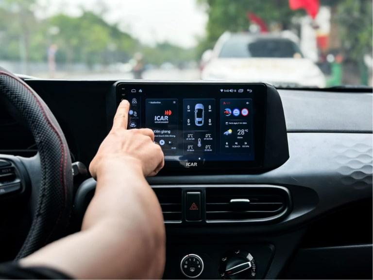 Lắp đặt màn hình Android ICAR