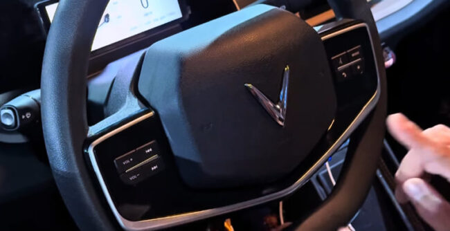 phím vô lăng vinfast limo green cao cấp
