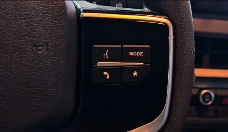 phím vô lăng vinfast limo green oem